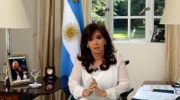 La presidenta Cristina Fernández de Kirchner continúa con reposo en la Residencia de Olivos tras sufrir una fractura de tobillo.