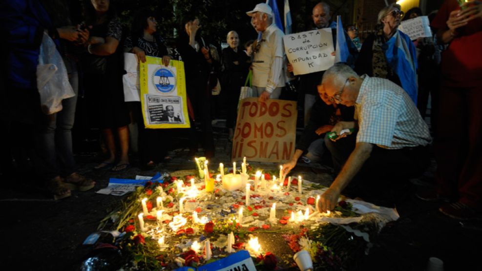 La muerte de Alberto Nisman provocó conmoción social. 