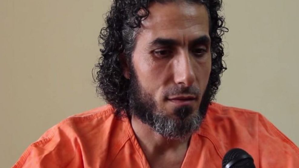 Jihad Ahmad Diyab, el expreso de Guantánamo refugiado en Uruguay, visitó Argentina.