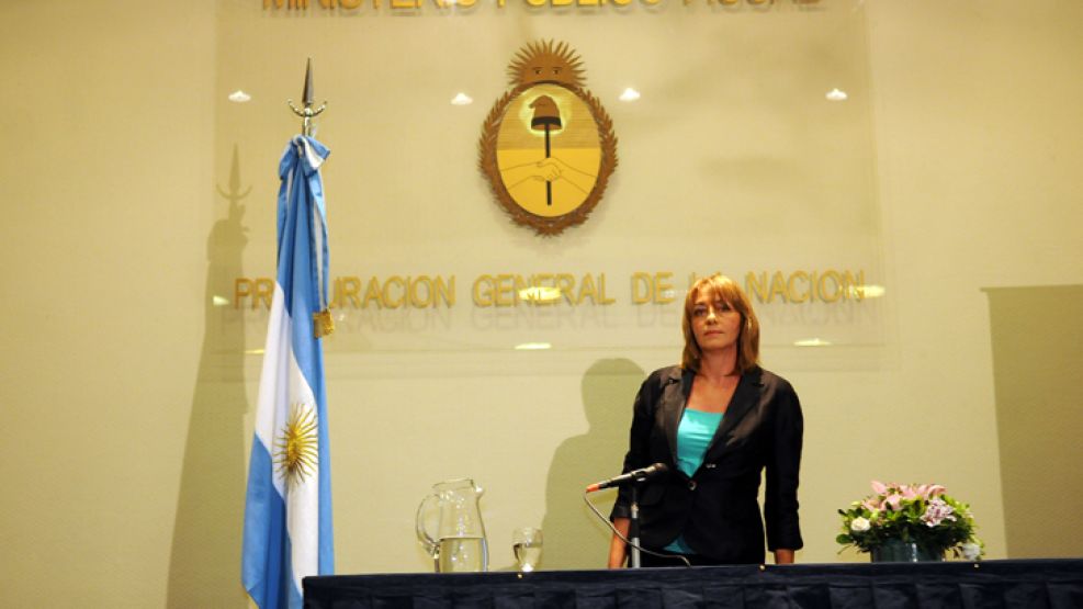 Viernes. Alejandra Gils Carbó Presentó a los nuevos fiscales de la Unidad AMIA.