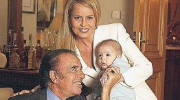 Familia. En 2003, la conductora de TV Cecilia Bolocco tuvo a su hijo Máximo. “Se adelantó, bienvenido, bendito sea”, dijo un emocionado Menem. La Miss Universo entrevistó al ex presidente en su progra
