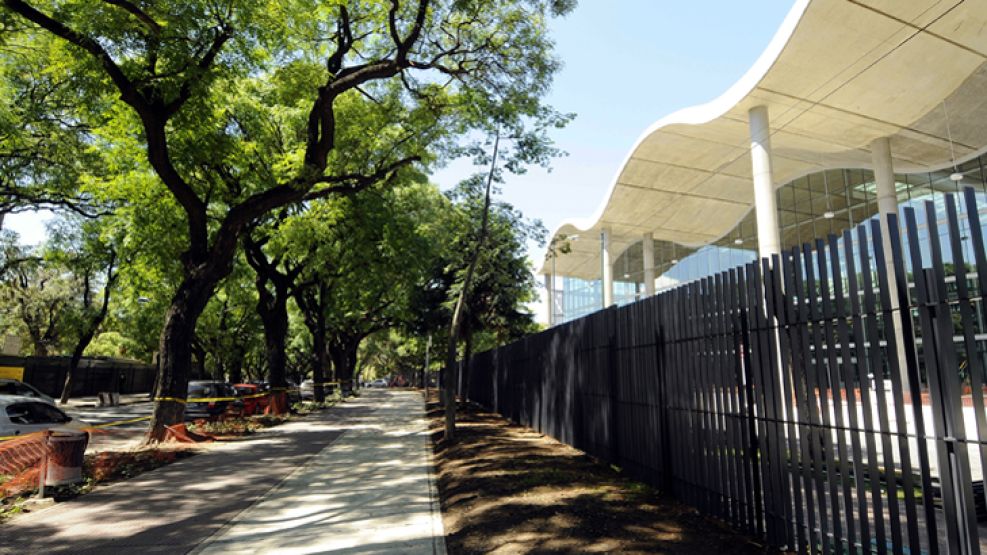 Separado. El edificio de Parque Patricios aún no fue inaugurado. 