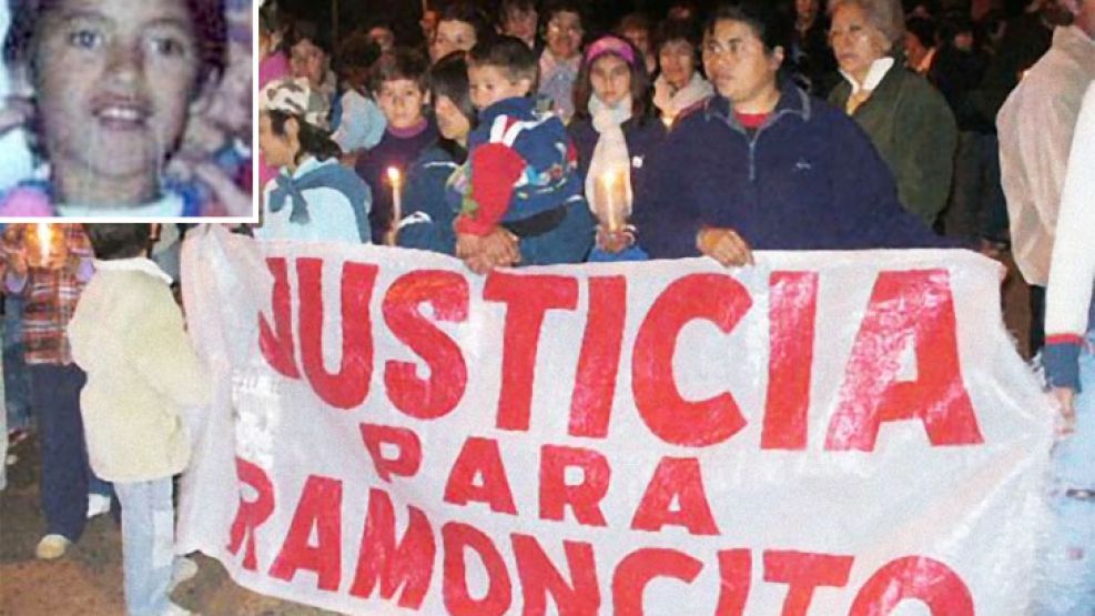 Marcha. En Mercedes, Corrientes, se hicieron numerosos pedidos de justicia por el atroz homicidio.