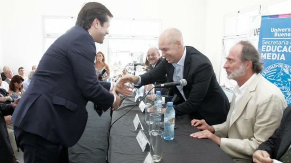 Recalde y Larreta, rivales electorales por el FPV y el PRO, se saludaron amablemente.