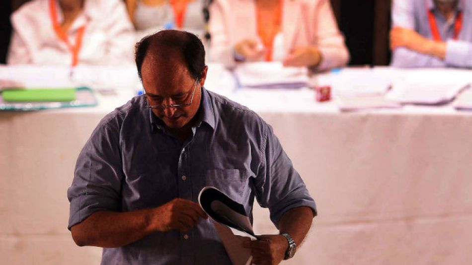 Sanz había descartado incluir al líder del Frente Renovador, Sergio Massa, en un frente nacional opositor.