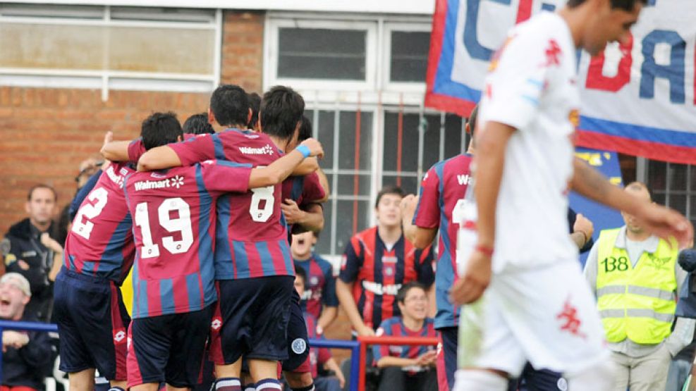 El último. Fue en el Clausura 2011 y San Lorenzo ganó 3-0. Después, Huracán descendió.