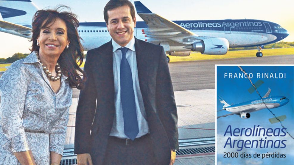 Mano derecha. El 10 de marzo, en Ezeiza, la Presidenta acompañó al abogado Recalde en la presentación de un nuevo avión. También participaron el gobernador Daniel Scioli y los ministros  Florencio Ran