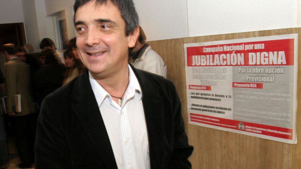 El senador radical Nito Artaza rechazó la alianza entre su partido y el PRO.