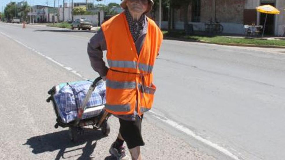 Emma Morosini, de 91 años y nacionalidad italiana, caminó 1.200 km desde Tucumán hasta la Basílica de Luján.