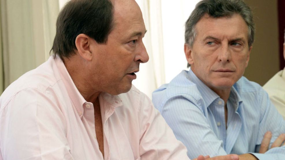 Sanz y Macri avanzan con acuerdos nacionales.