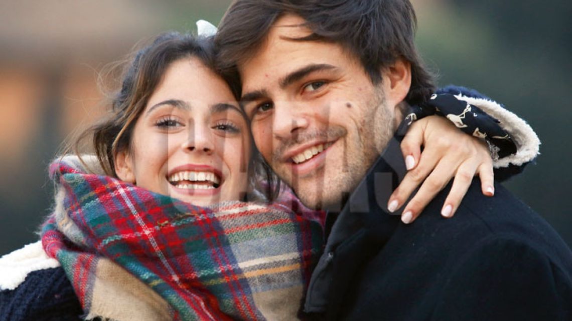 Exitoina | Martina Stoessel, distanciada de Peter Lanzani