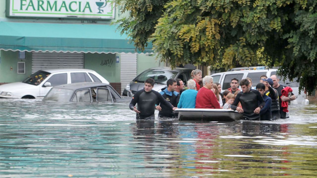 Hay que asumir que La Plata es inundable y adaptarla a eso” | Perfil