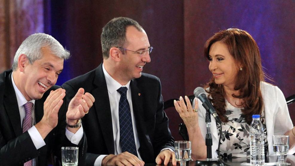 La presidenta Cristina Fernández de Kirchner homenajeó a Cristian Fuster en el Senado.
