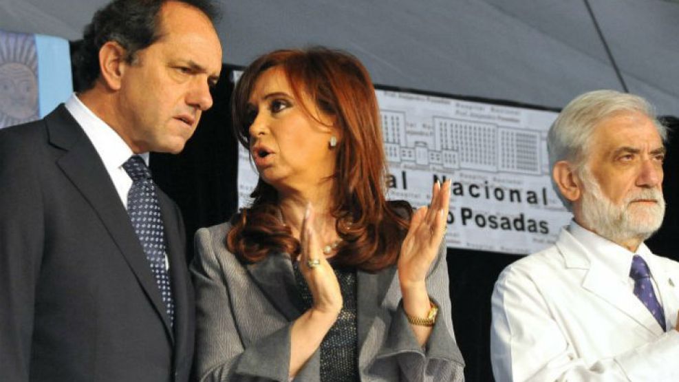 En 2010, Cristina encabezó un acto en el Posadas junto a Scioli.