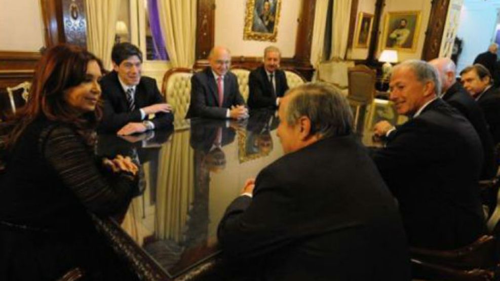 CFK junto a las autoridades de la DAIA.