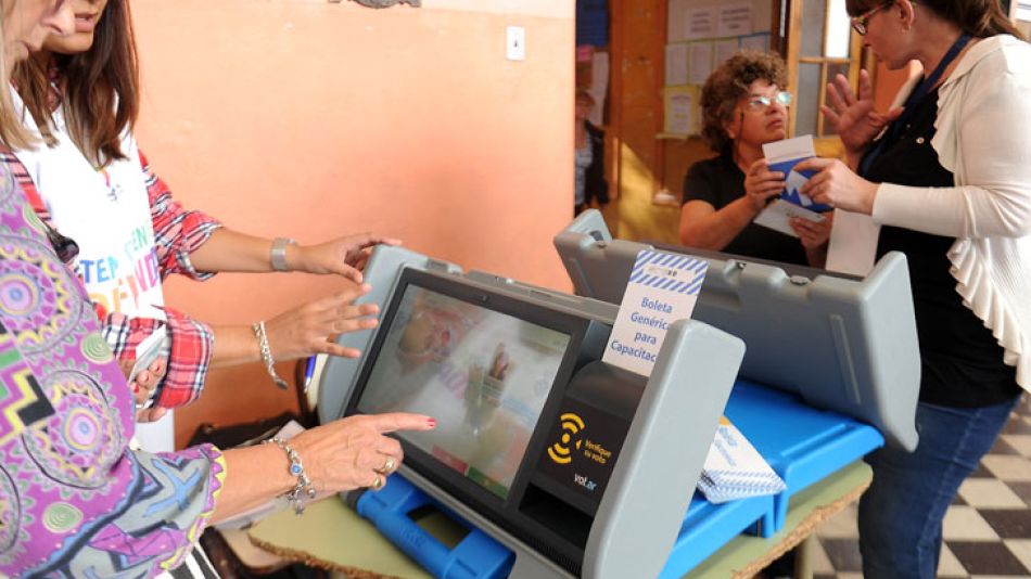 En algunas escuelas, hubo máquinas para