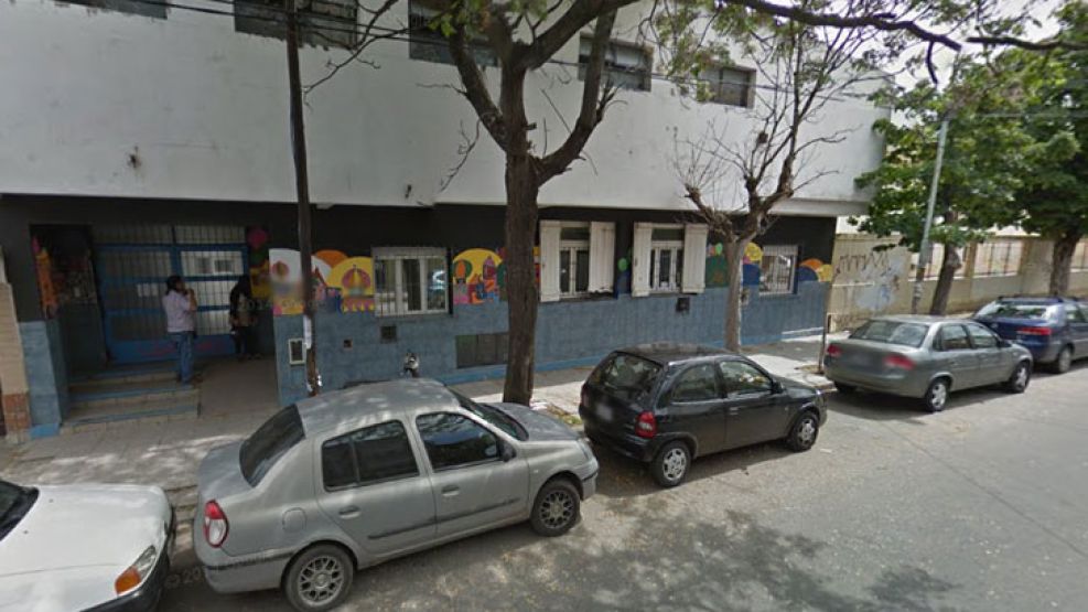 El incidente tuvo lugar en la Escuela Media 4, ubicada en calle Formosa entre Catamarca e Independencia, a unas veinte cuadras del centro de Mar del Plata.