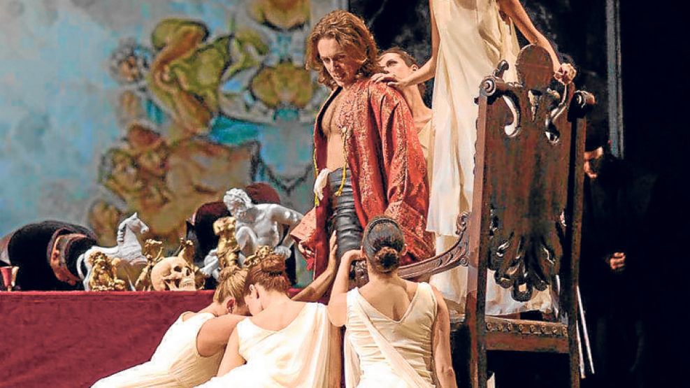 Historico. Magrì protagonizó la versión de L’elisir d’amore en el Colón, con dirección de Sergio Renán.