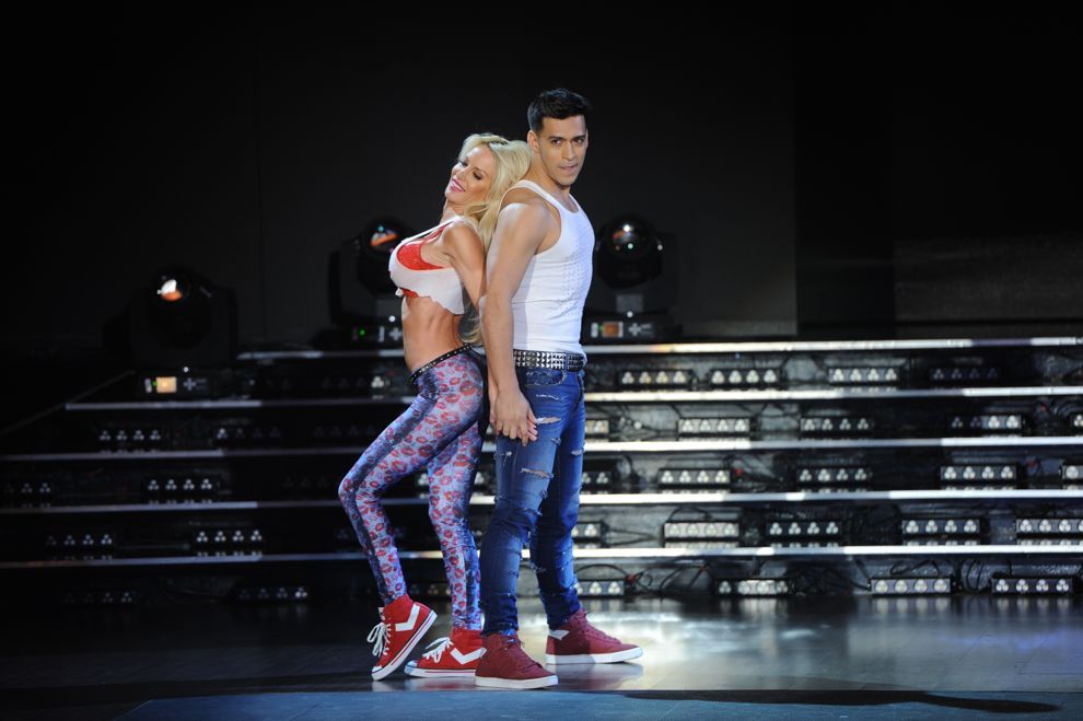 Luli Salazar street pop (1)