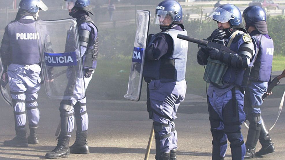Bonaerenses. La policía de la Provincia de Buenos Aires es la principal denunciada. Pero la Federal también tiene casos por esclarecer.