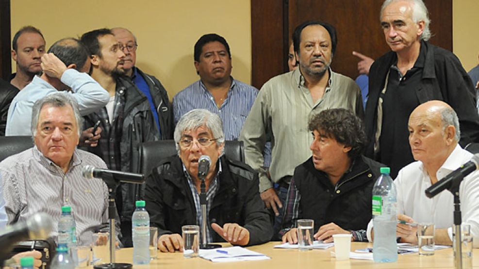 Lucha. Barrionuevo, Moyano y Micheli pidieron que el Gobierno dé una respuesta a sus reclamos.