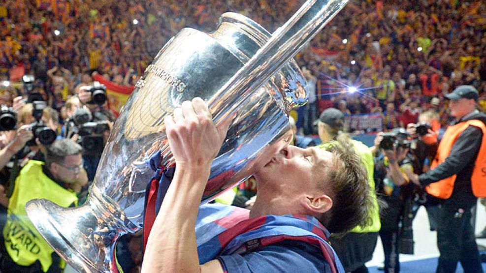 El título clasificó al Barça a la final de la Supercopa de Europa contra Sevilla, en agosto. Messi también festejó con Thiago, su hijo.