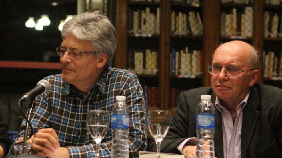 Intelectuales. Stéphane Beaud y Michel Pialoux, en la Conferencia del Centro Franco Argentino.