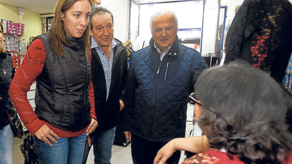 En provincia. Vidal, con Saredi y Niembro, de recorrida electoral.