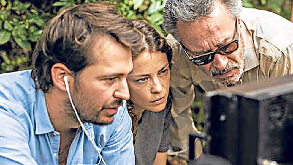Hoy. Dolores Fonzi interpreta a su hija en la película de Santiago Mitre que ganó dos premios en Cannes. Estrenó el jueves y en dos días convocó a 10 mil espectadores.
