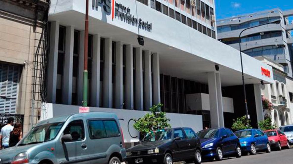 Hay un funcionario del IPS de la Provincia implicado en la millonaria estafa.