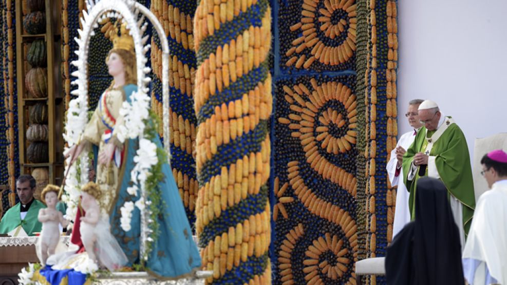 El Papa Francisco celebra misa en Paraguay