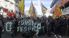 Los porteños vivieron hoy una pesadilla al intentar trasladarse en subte o por el Centro porteño.