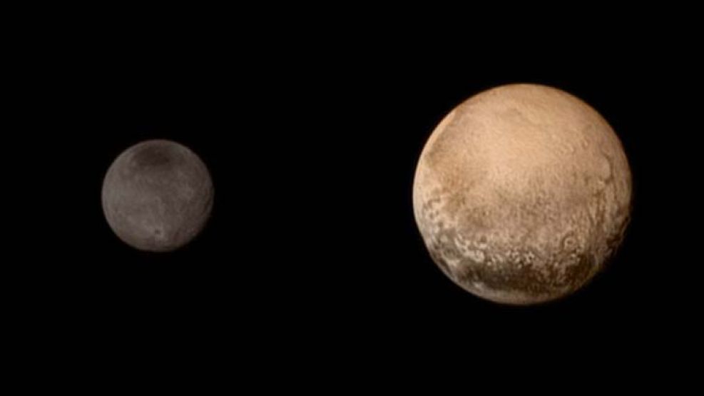 La sonda captó que Plutón tiene cordilleras heladas en su superficie.