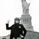 John Lennon Estatua Libertad