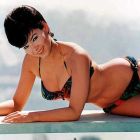 Yvonne Craig (29)