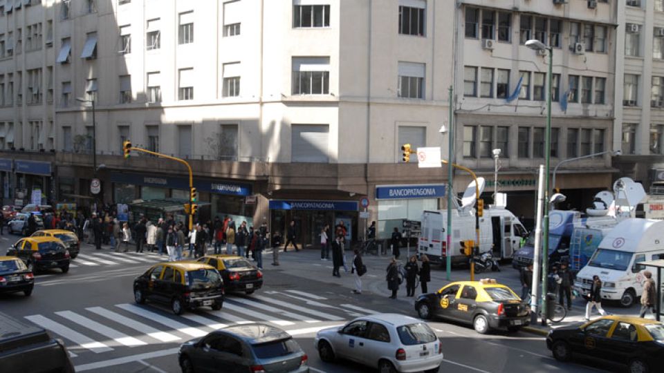 El director de Defensa Civil porteña descartó que el origen del olor respondiera a un escape de gas registrado a la mañana en el barrio de Belgrano.
