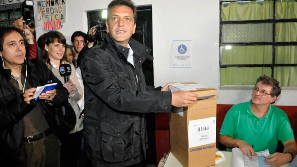 Sergio Massa, del Frente Renovador, durante la emisión de votos.