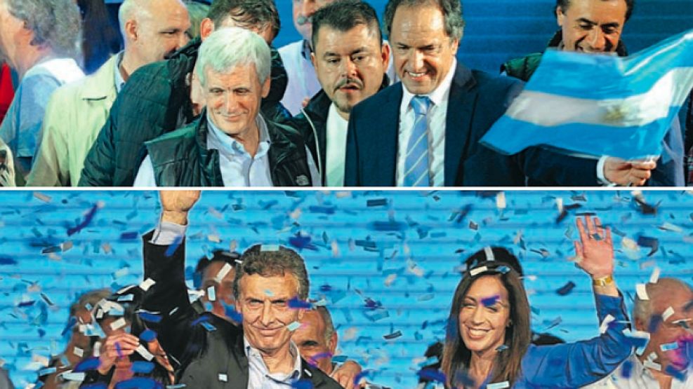 Noche electoral. Scioli y Macri el domingo de las PASO, festejando cosas distintas y parecidas.