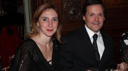 Fernando Farré, de 52 años, junto a su mujer Claudia Schaefer, de 44.