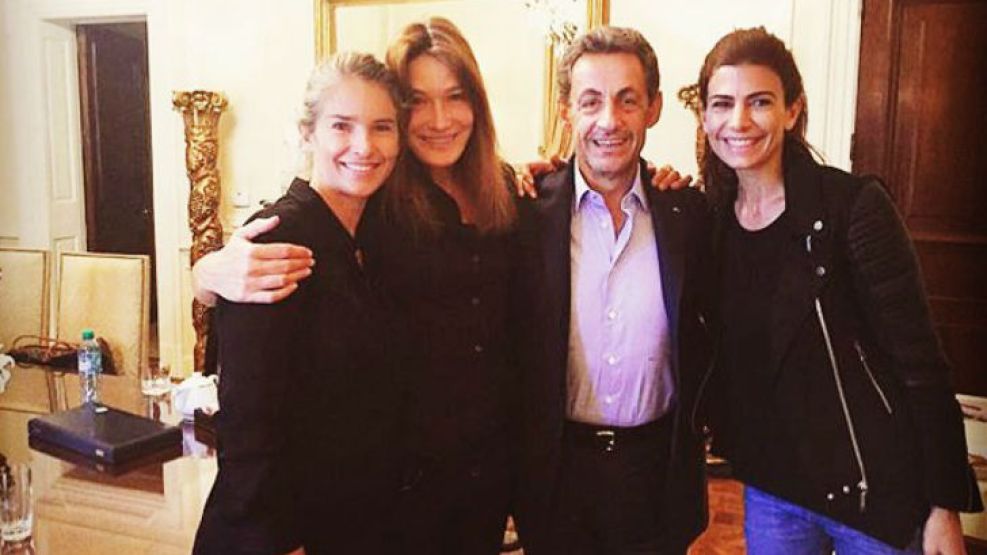 Antes de llegar a Buenos Aires el matrimonio Sarkozy-Bruni estuvo en Brasil, donde Carla, además de dar dos shows, se reunió con su padre, Maurizio Remmert.
