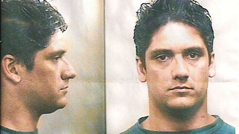 Fuga. Walter Brauton, condenado por siete violaciones, huyó con su novia, Graciela Prono.