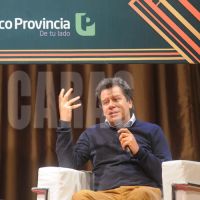 Facundo Manes010