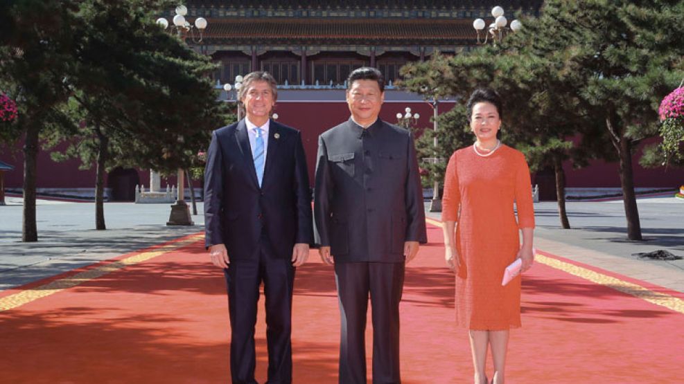 El exministro de Economía realizó una visita oficial a China y se reunió con el mandatario de ese país, Xi Jinping