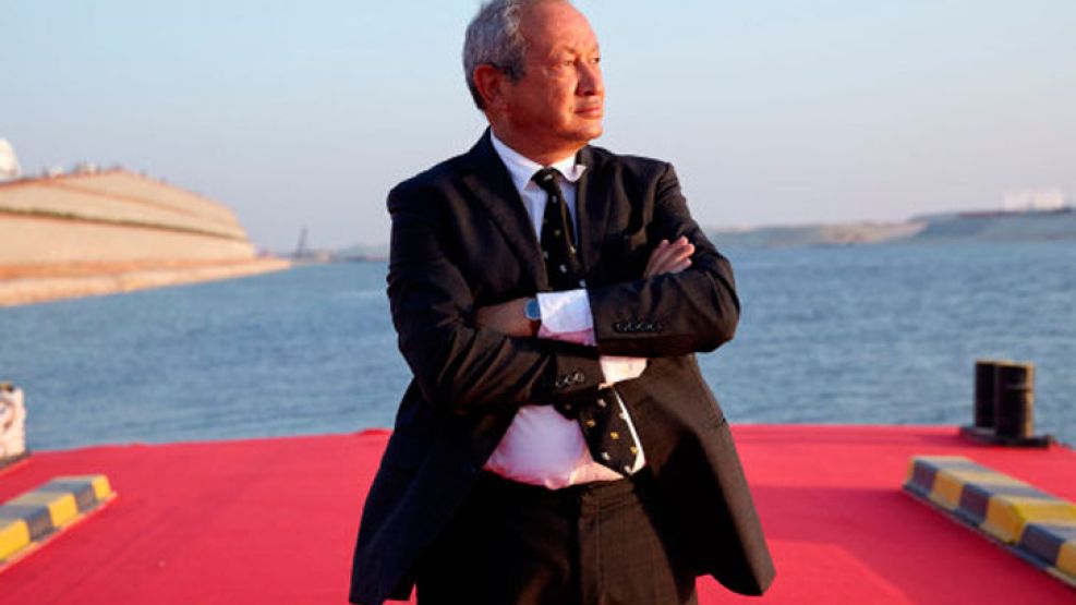 El multimillonario Naguib Sawiris ofreció adquirir una isla en aguas de Grecia o Italia.