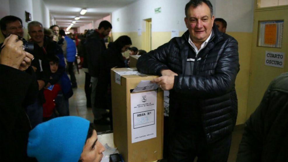 Según cifras extraoficiales, se contaron 1167 votos para Gustavo Genusso, de Juntos Somos Bariloche