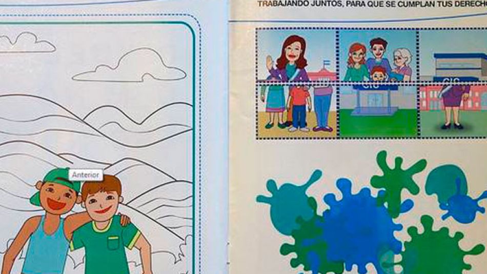 En las últimas páginas del libro del Ministerio aparece la figura de la Presidenta. Se lo regalan a niños de 4 años.