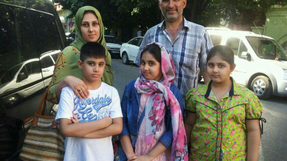Zainab Abbas y Ahmed Hadi Jawad viajaban desde Bagdad a Grecia junto a sus tres hijos y compartieron con Abdullah Kurdi el viaje de la tragedia. 