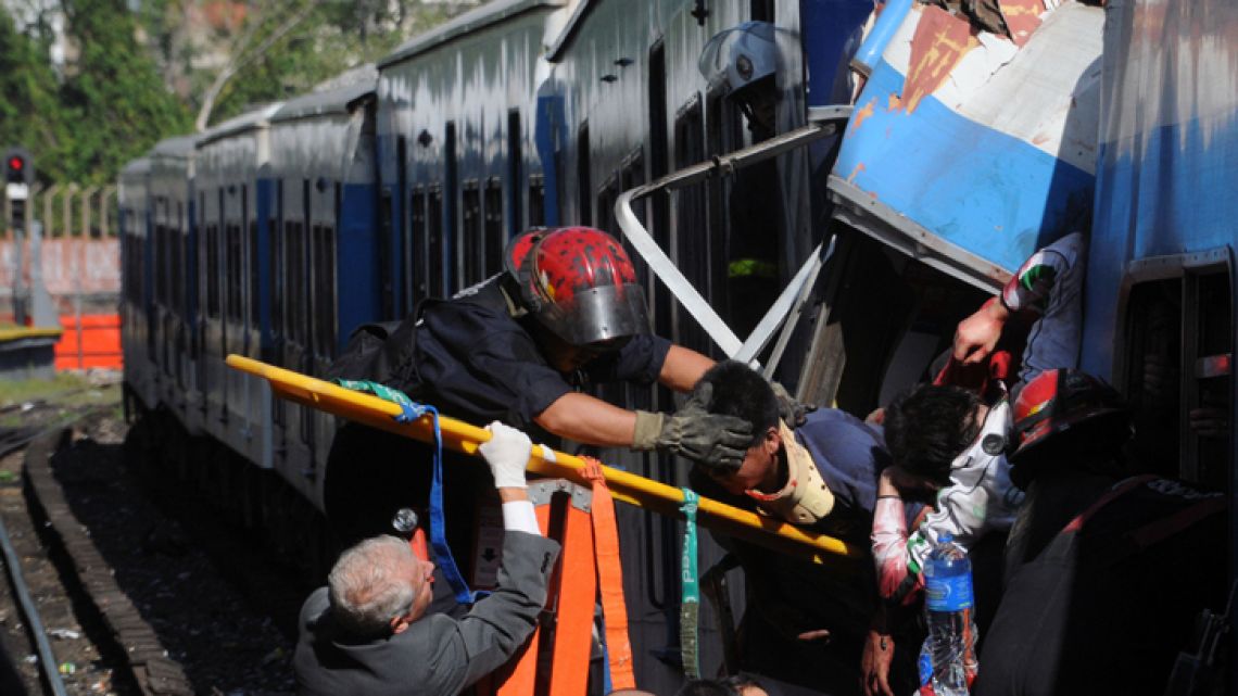 Crudo video de las víctimas de la tragedia de Once | Perfil