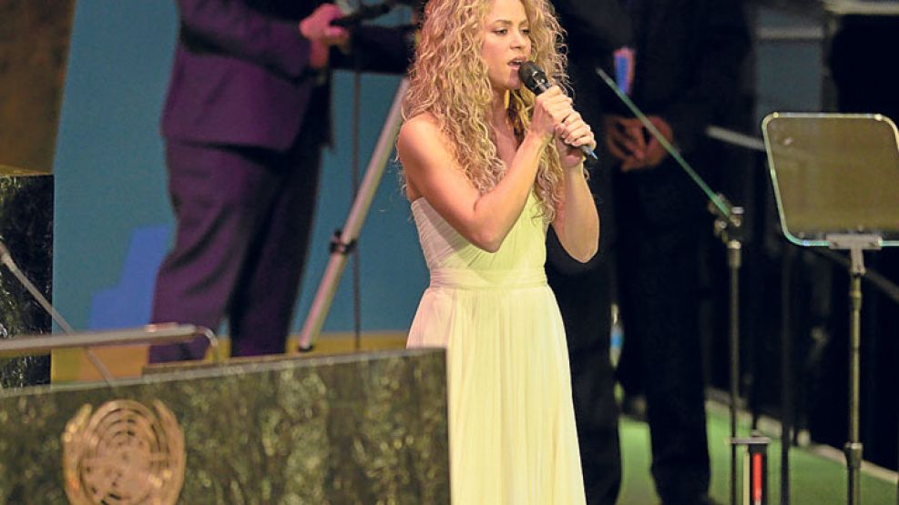 Tributo. Ayer, en las Naciones Unidas, Shakira cantó Imagine.