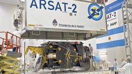 Nacional. El satélite fue diseñado e integrado por Invap. Está arriba del lanzador y es monitoreado por el centro espacial de Kourou.